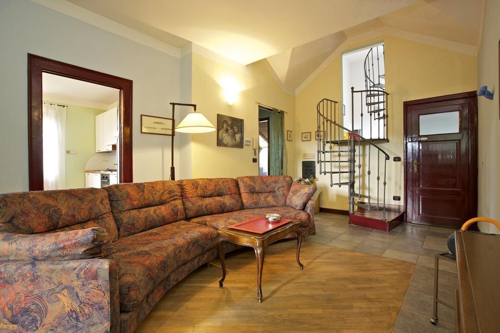 La Torretta Apartment Verbania Exterior foto